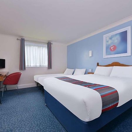 Travelodge Bedford Goldington Road Værelse billede
