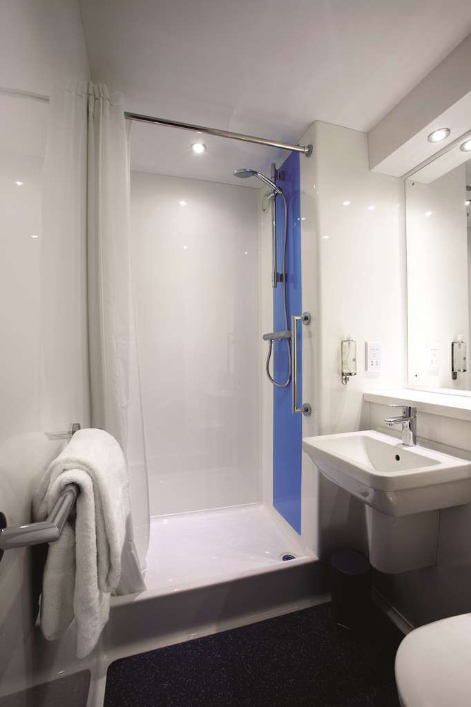 Travelodge Bedford Goldington Road Værelse billede