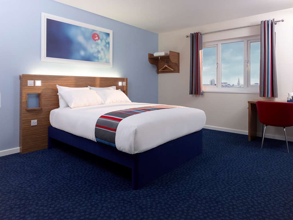 Travelodge Bedford Goldington Road Værelse billede