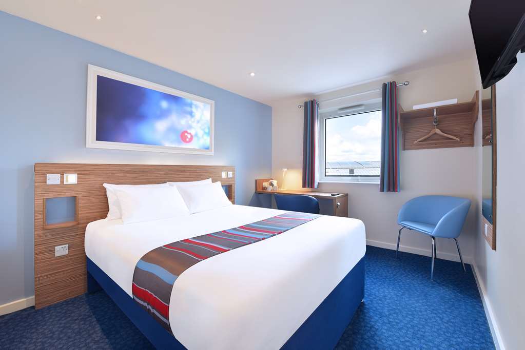 Travelodge Bedford Goldington Road Værelse billede